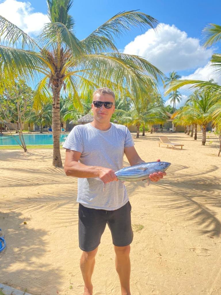 Blue Waves Kite Surfing Beach Resort Kalpitiya Exterior foto
